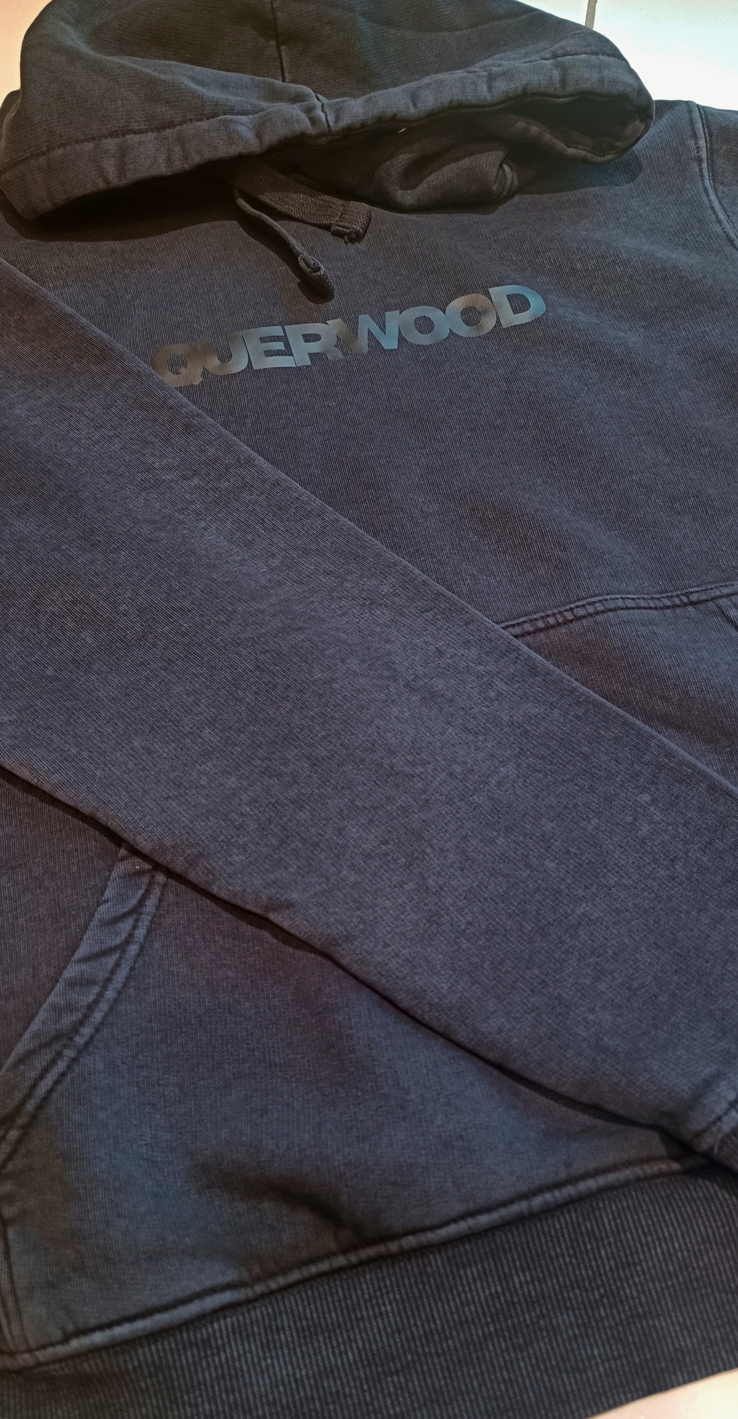 HOODIE NEGRO ACID WASH