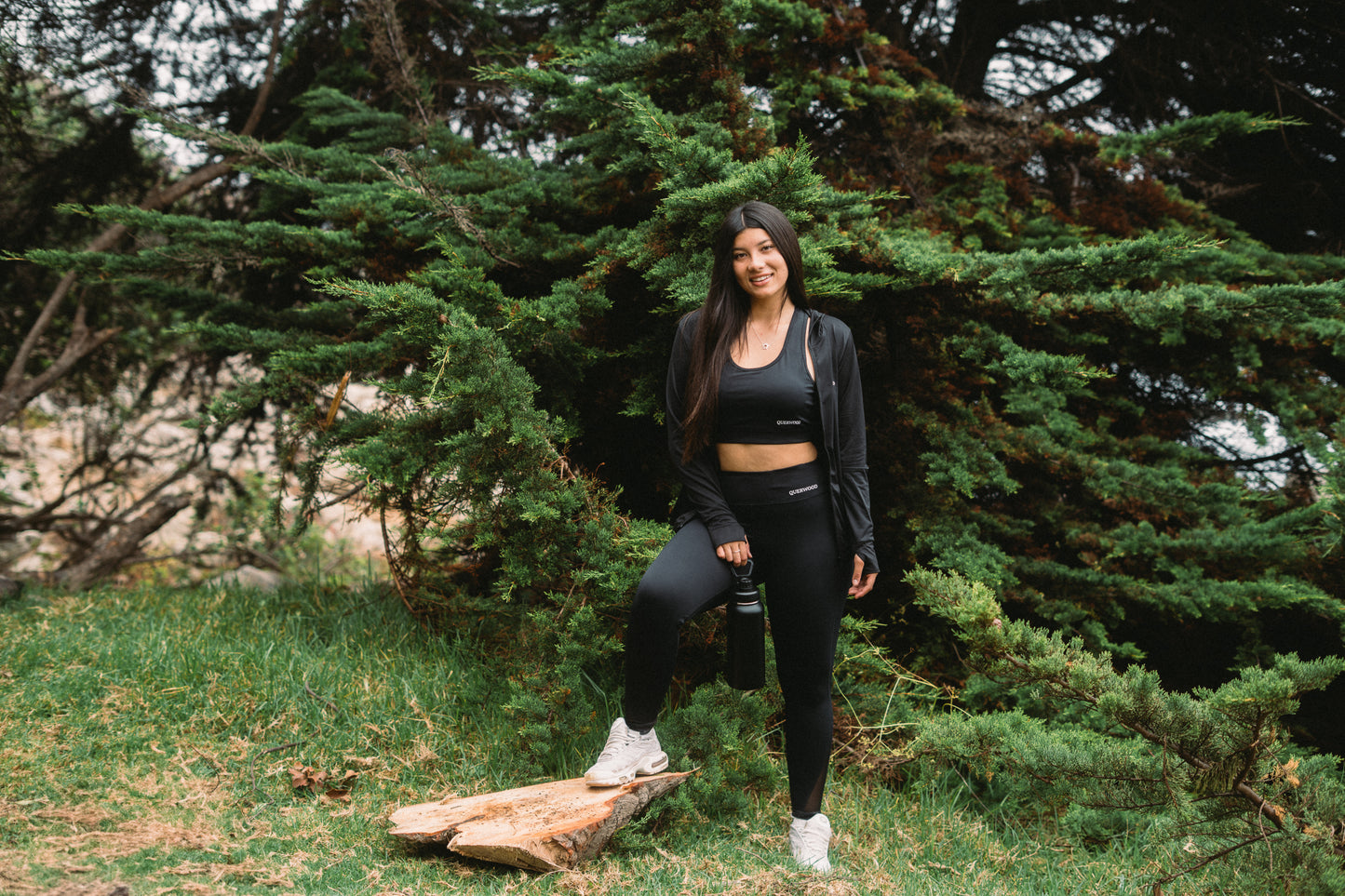CALZA CON MALLA NEGRA MUJER