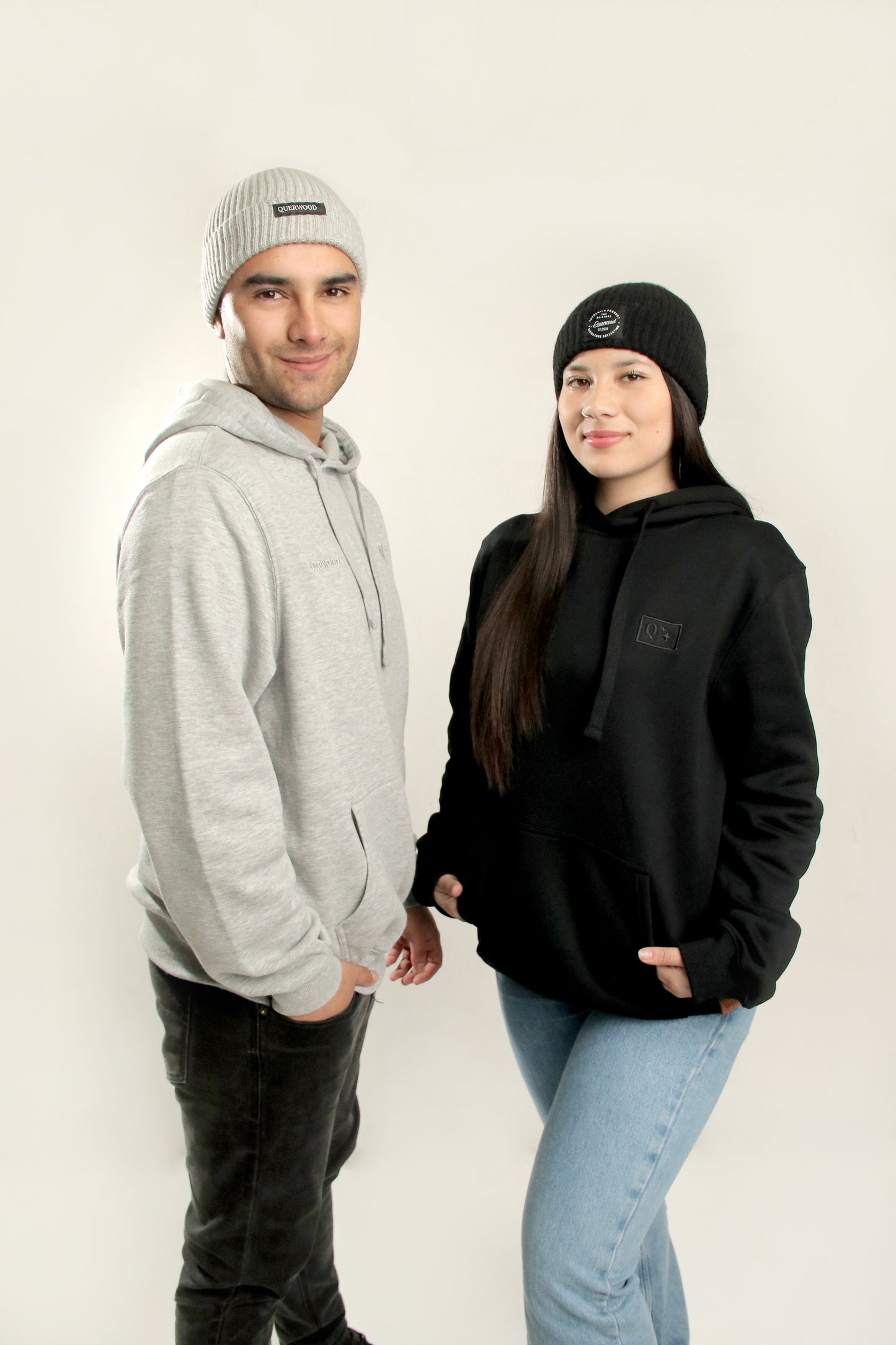 HOODIE MINIMAL BLACK HOMBRE