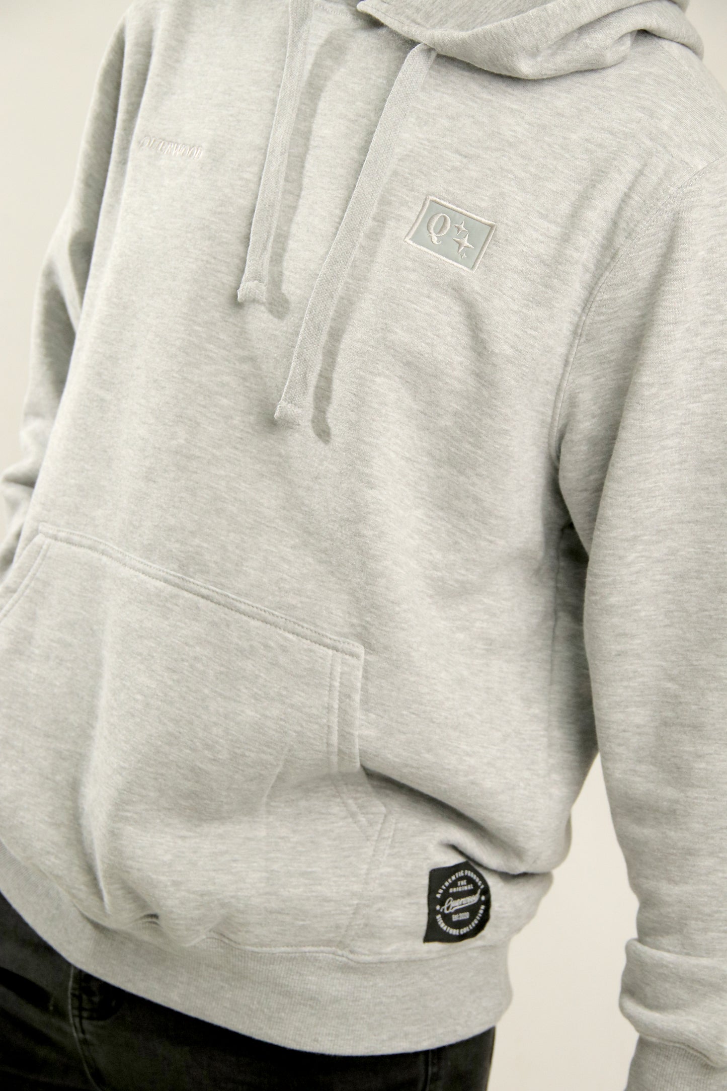 HOODIE MINIMAL PLATA HOMBRE