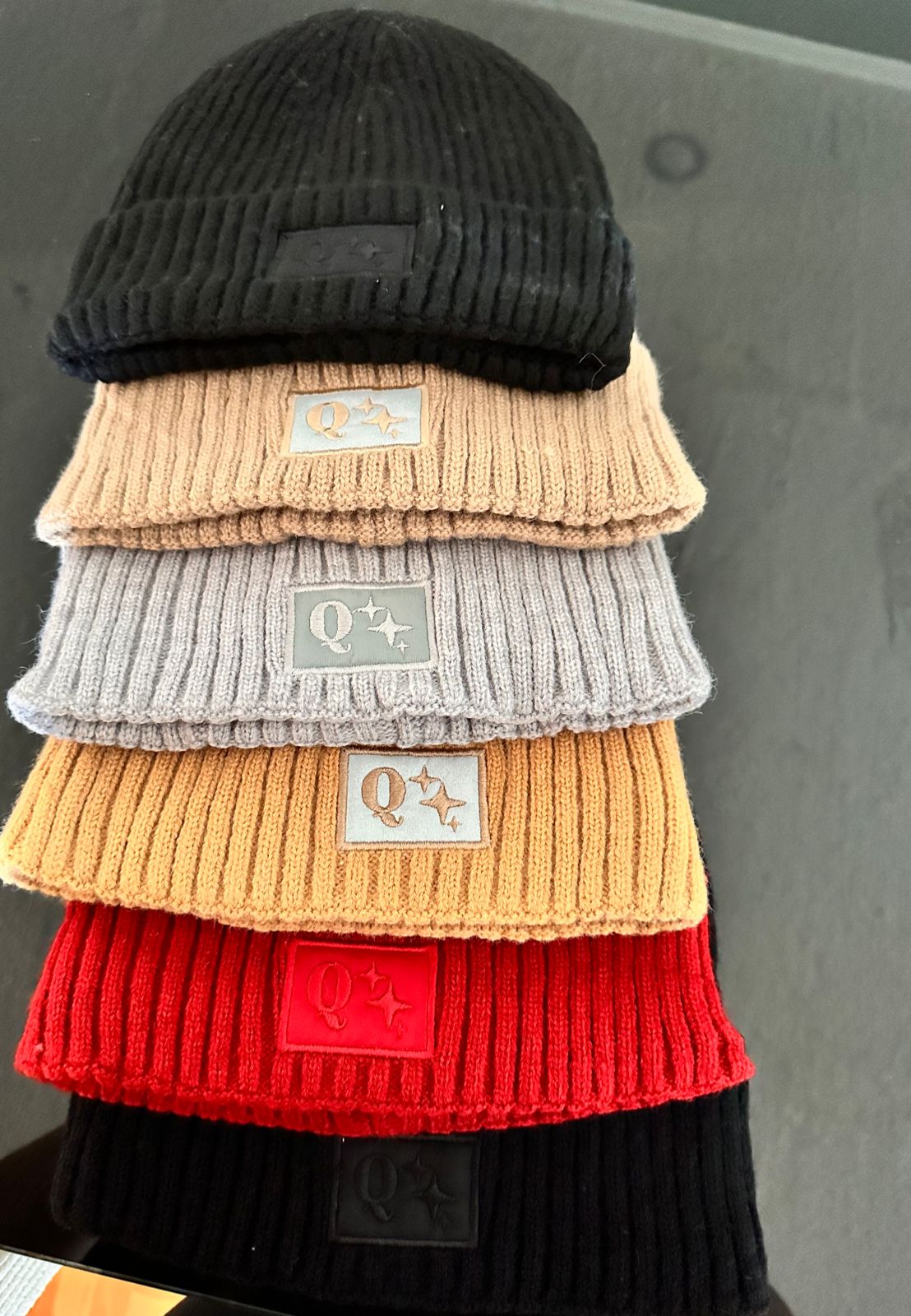 BEANIE STAR QUERWOOD