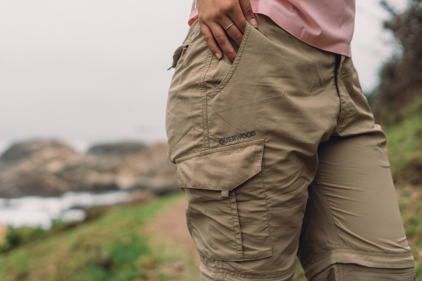 PANTALON CARGO BEIGE MUJER