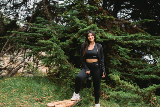 CALZA CON MALLA NEGRA MUJER